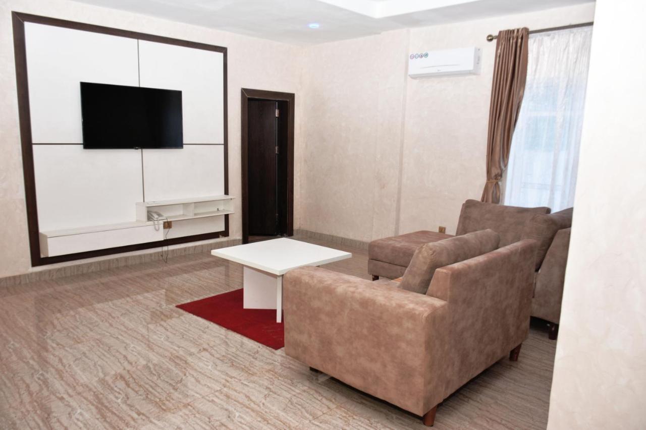 Vacation Villa Hotels And Suites 阿沙巴 外观 照片